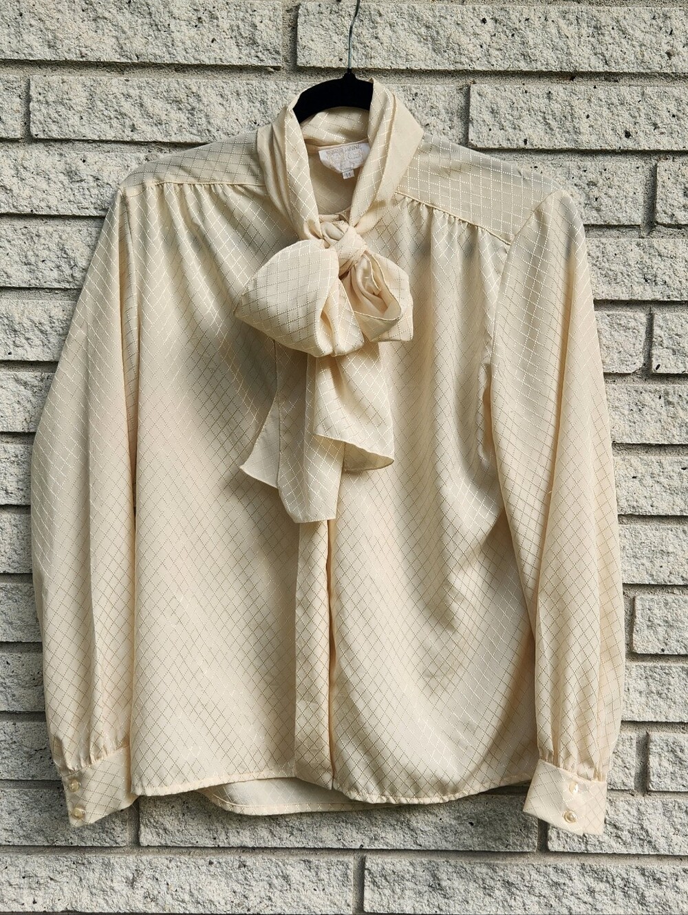 Anne Klein Cream Diamond-Pattern Bow Blouse
